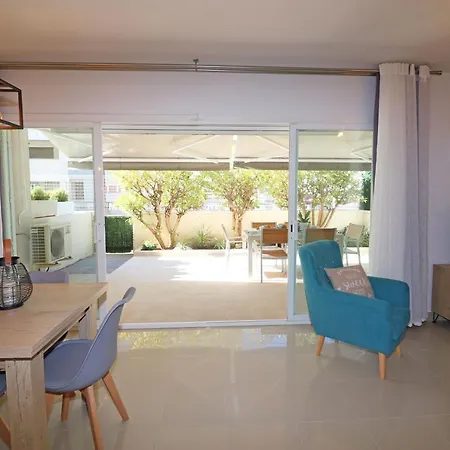 Apartment Saloutrip -